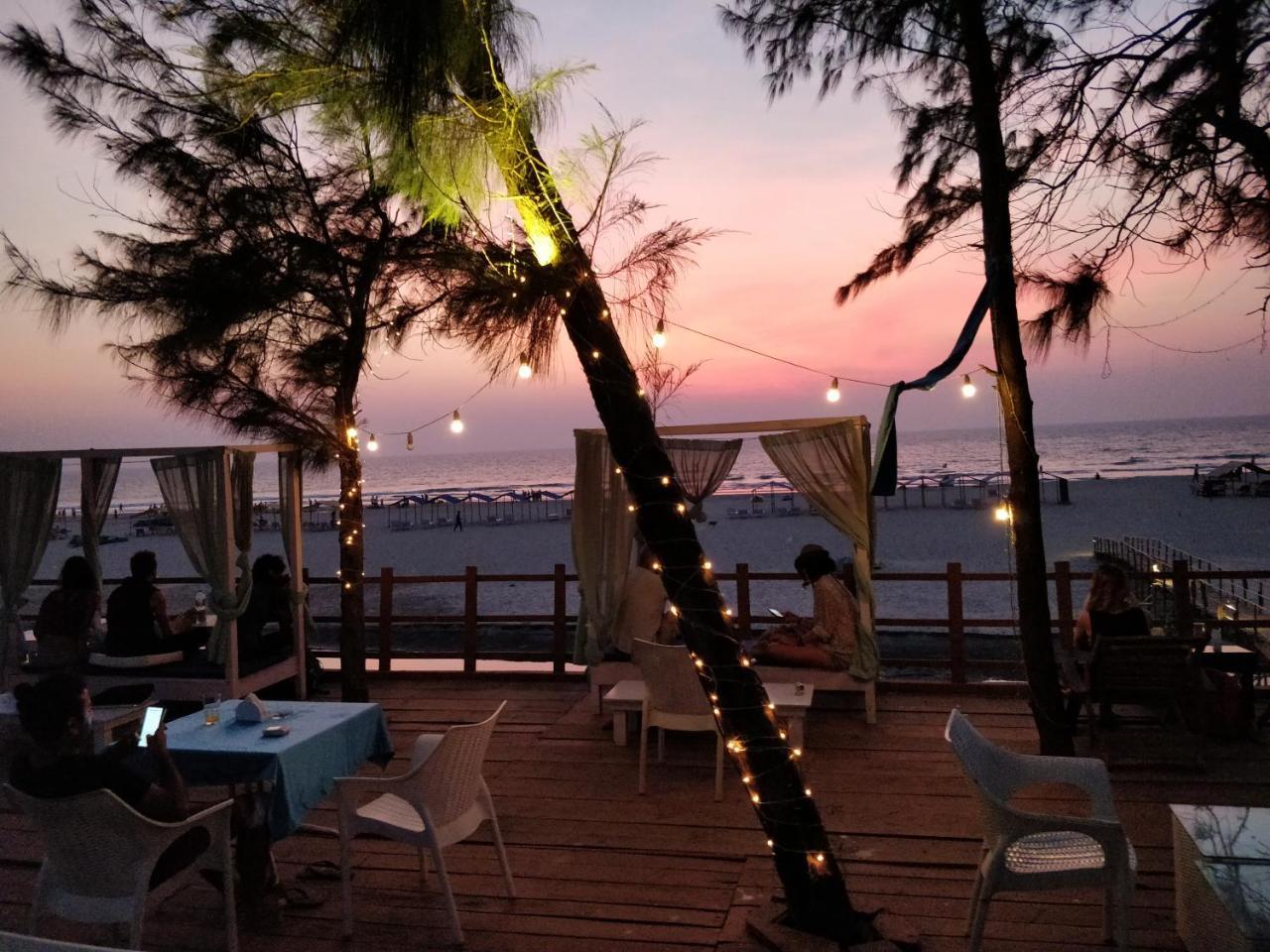 Mandrem Village Resort Esterno foto